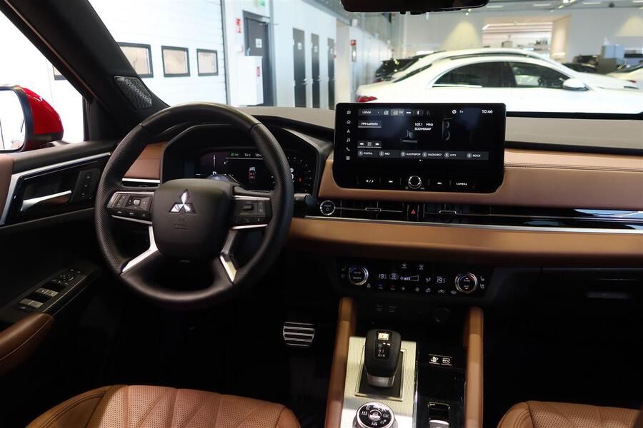 Mitsubishi Outlander vaihtoauto