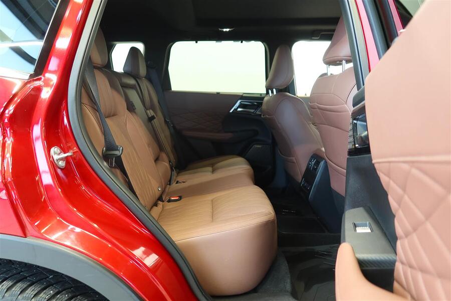 Mitsubishi Outlander vaihtoauto