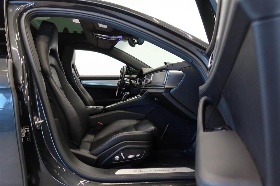 Porsche Panamera vaihtoauto