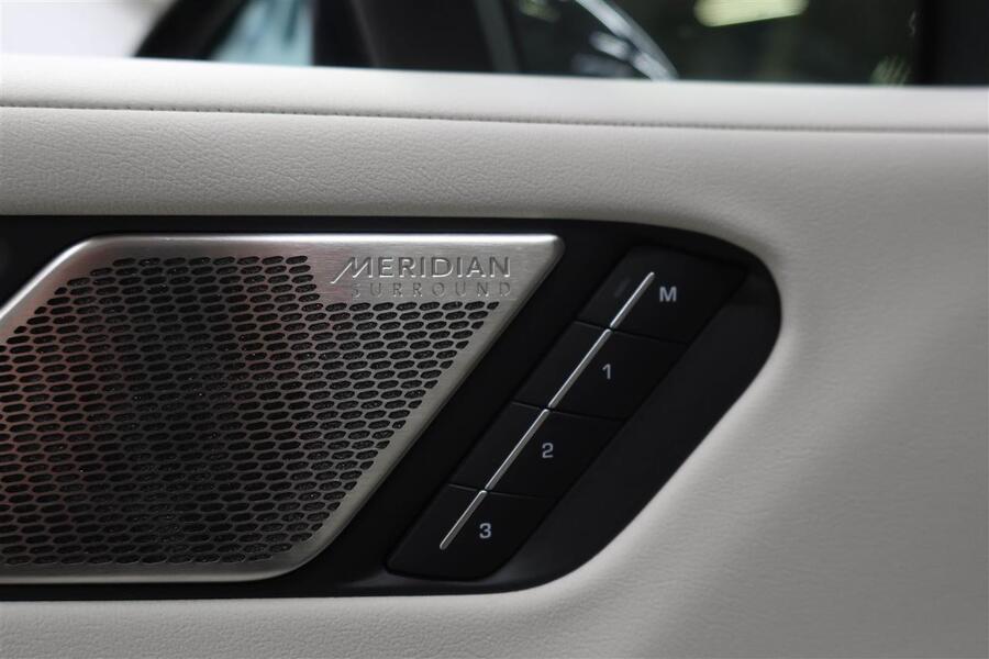 Jaguar I-PACE vaihtoauto