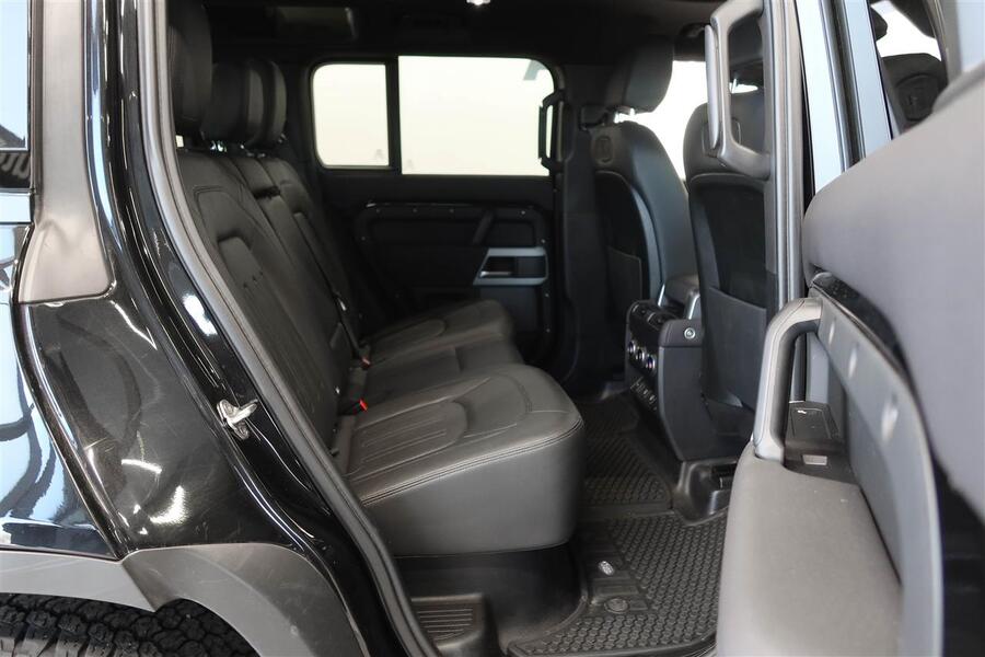 Land Rover Defender vaihtoauto