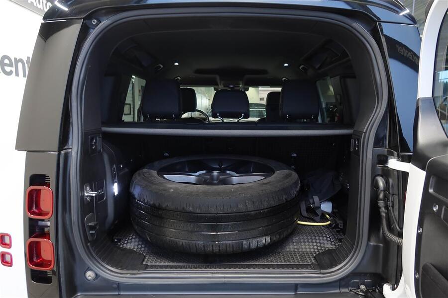 Land Rover Defender vaihtoauto