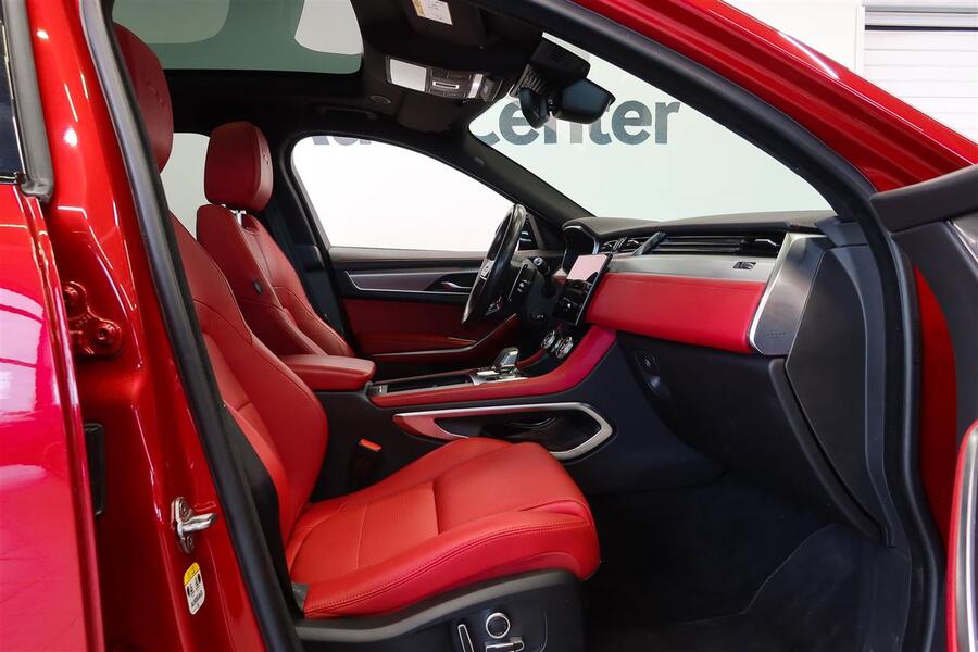 Jaguar F-PACE vaihtoauto