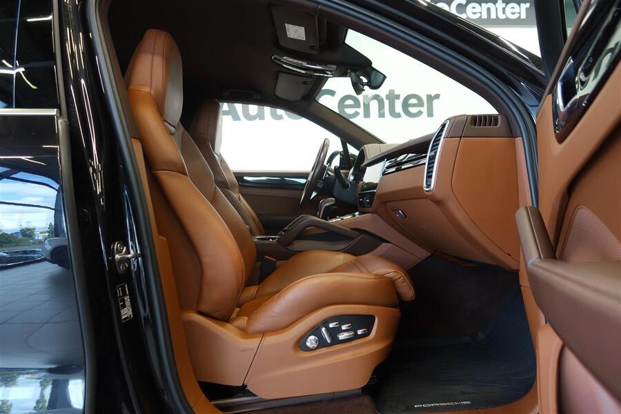 Porsche Cayenne vaihtoauto