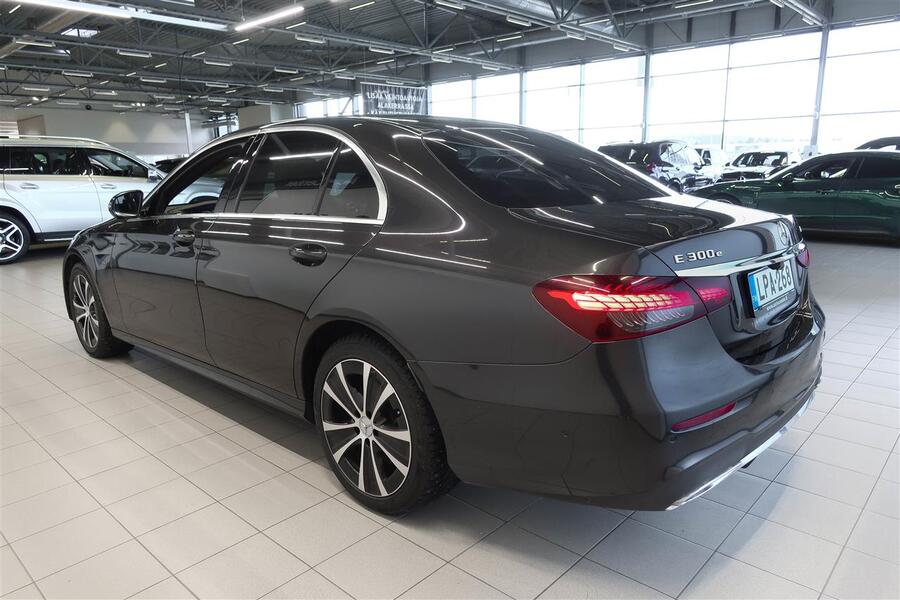 Mercedes-Benz E vaihtoauto