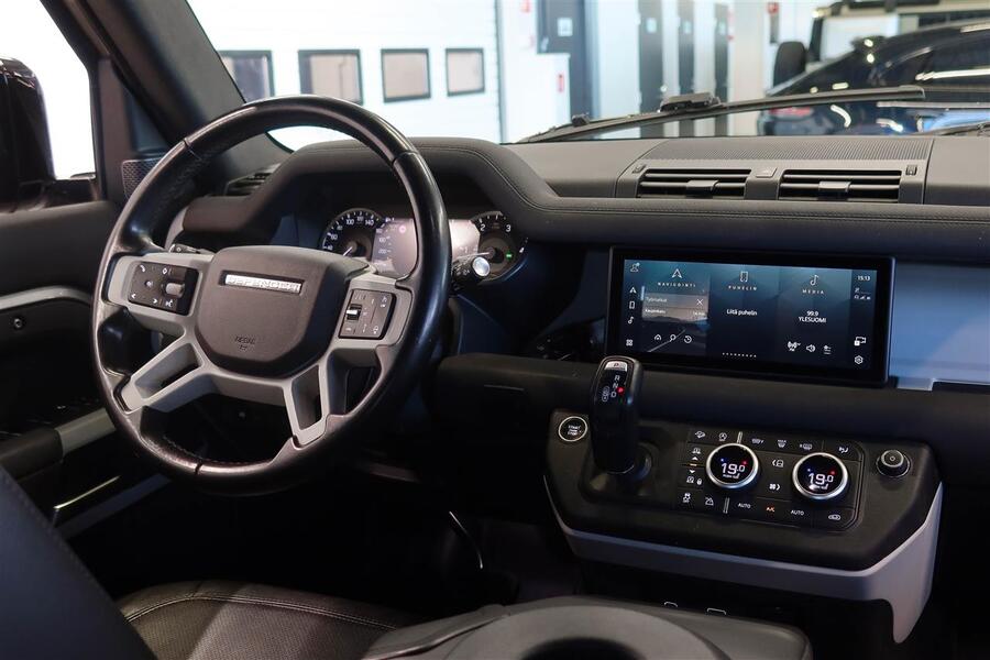 Land Rover Defender vaihtoauto