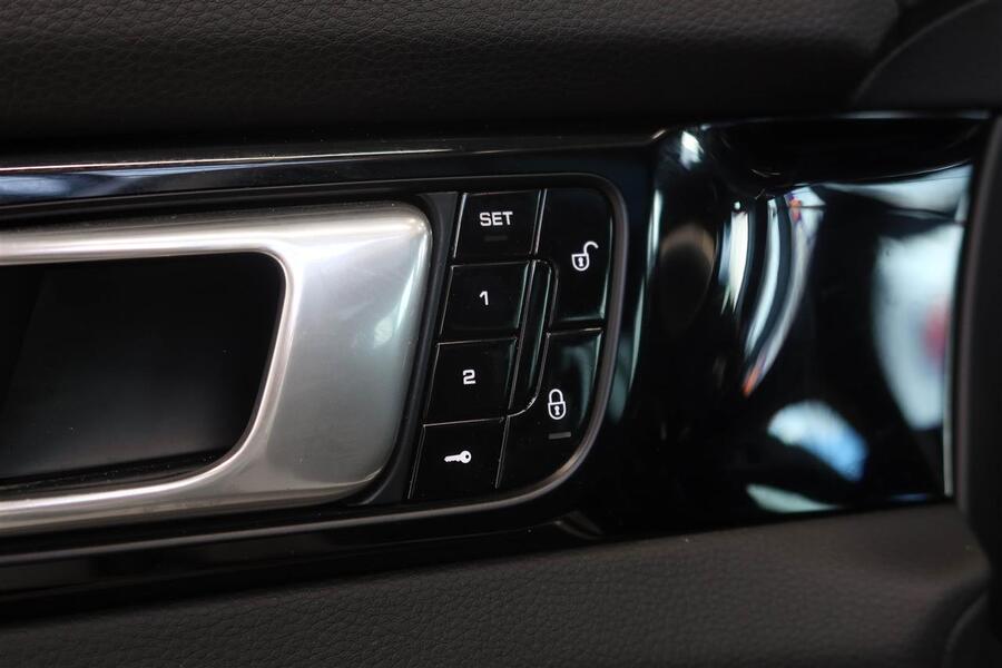 Porsche Panamera vaihtoauto