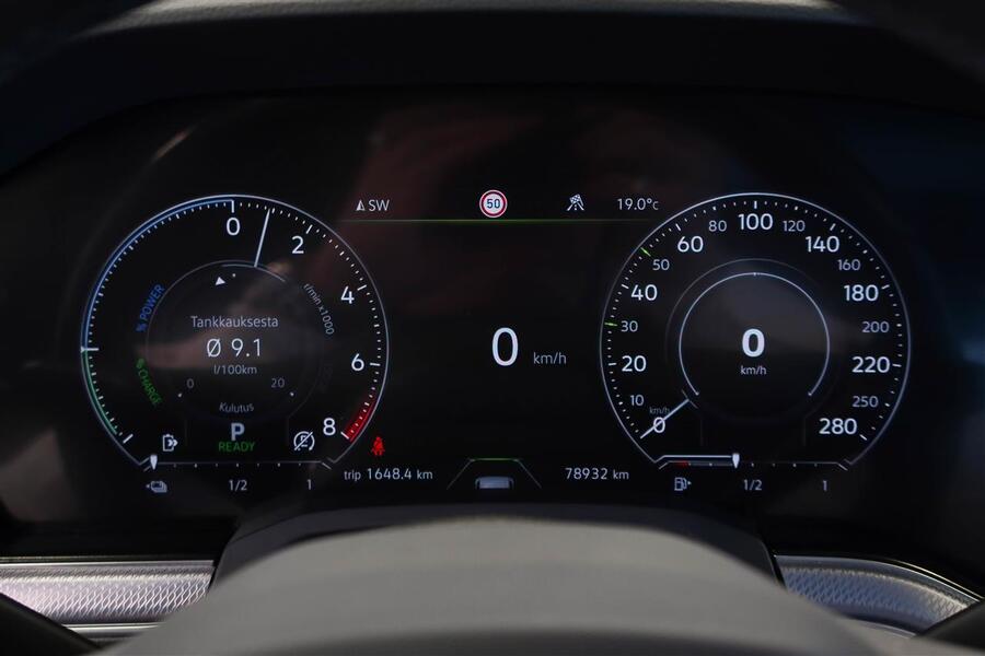 Volkswagen Touareg vaihtoauto