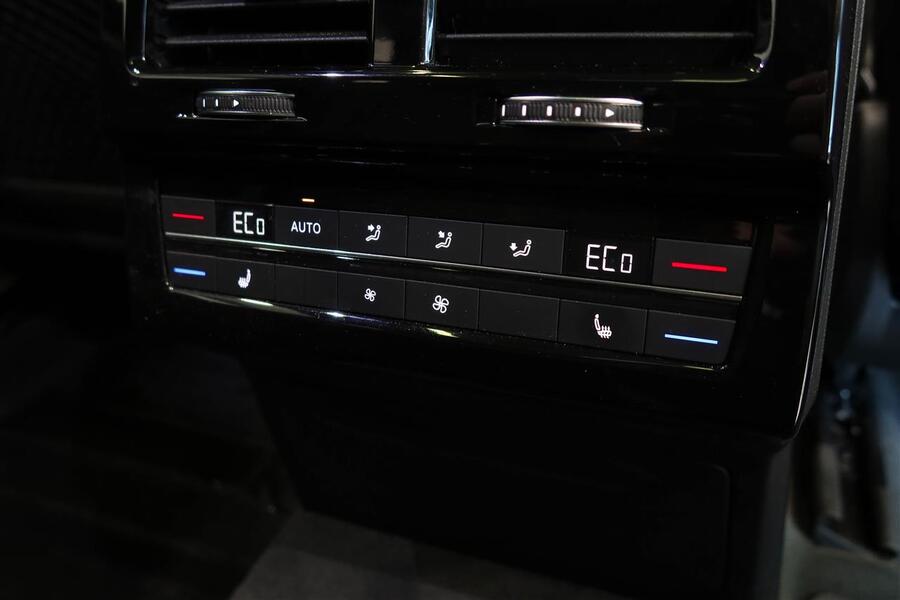 Volkswagen Touareg vaihtoauto