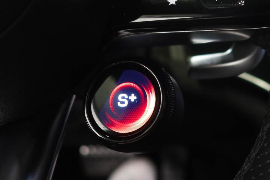 Mercedes-Benz EQS vaihtoauto