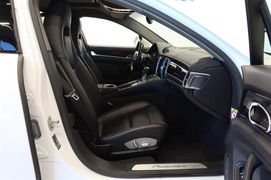 Porsche Panamera vaihtoauto