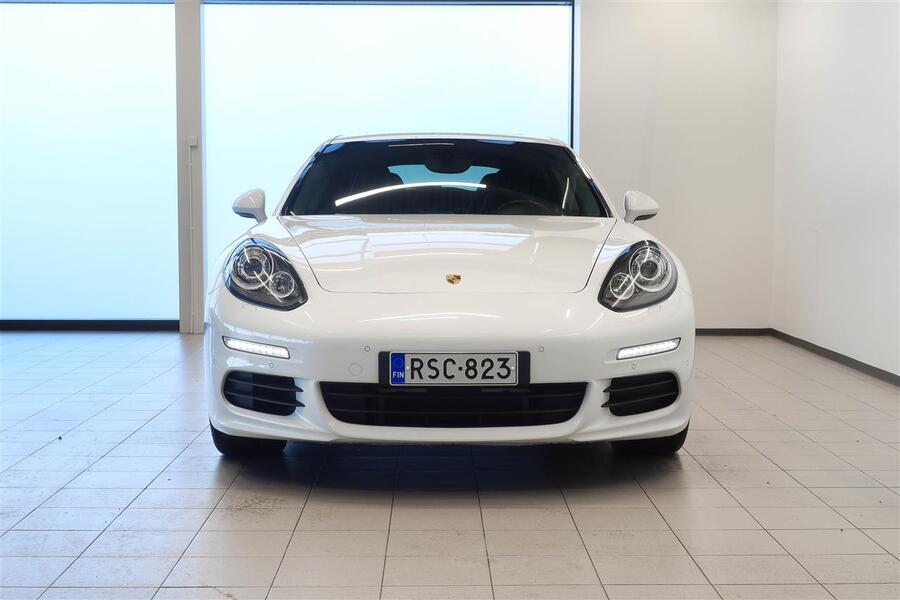 Porsche Panamera vaihtoauto