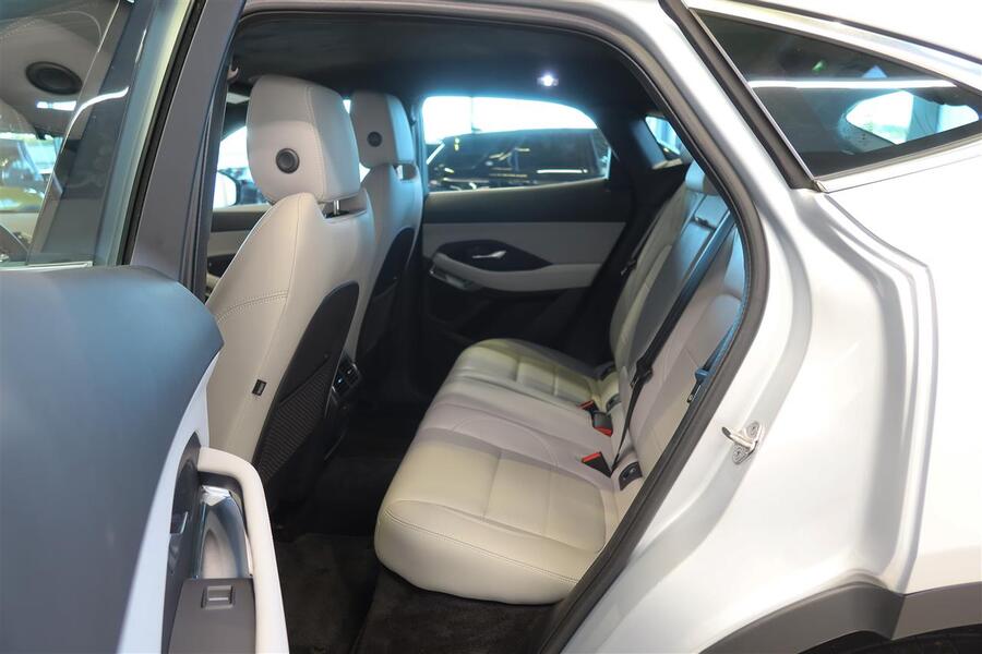 Jaguar E-PACE vaihtoauto