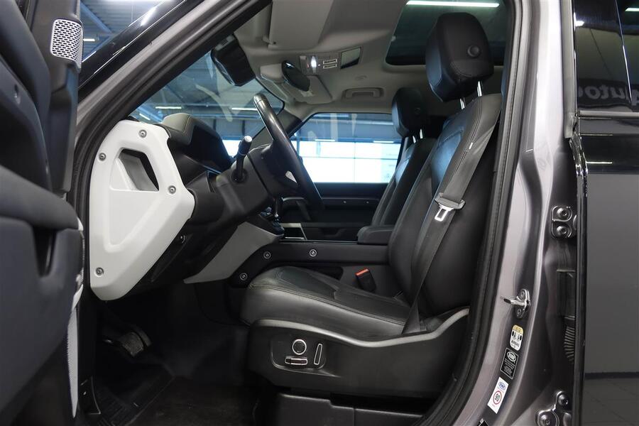 Land Rover Defender vaihtoauto