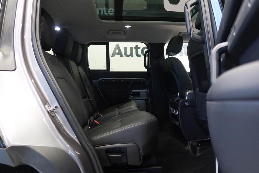 Land Rover Defender vaihtoauto