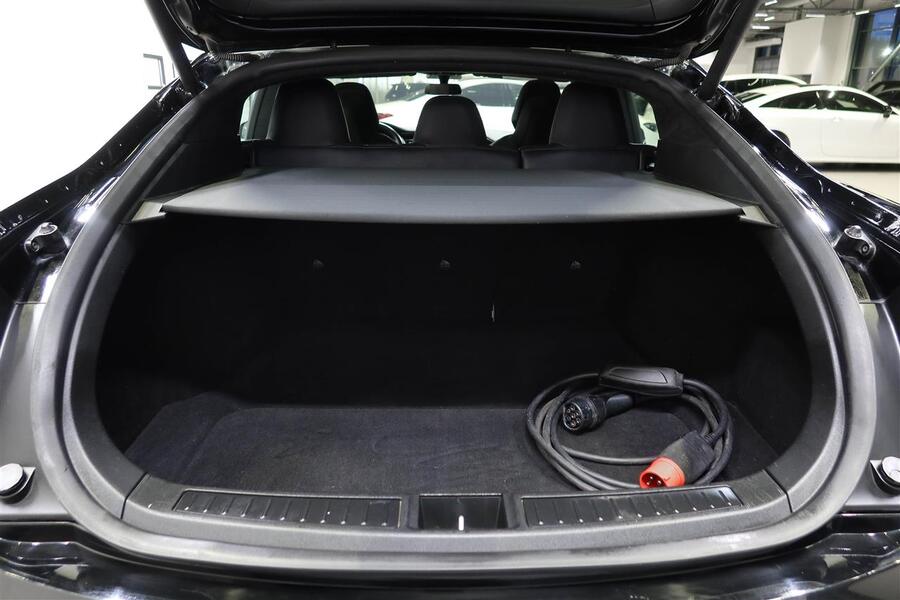 Tesla Model S vaihtoauto