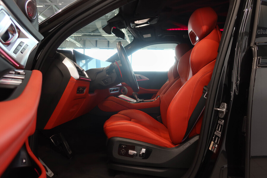 BMW XM vaihtoauto