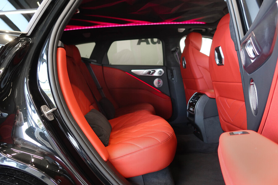 BMW XM vaihtoauto