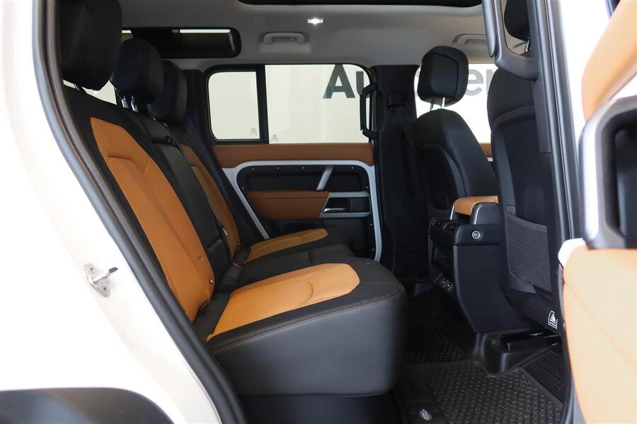 Land Rover Defender vaihtoauto