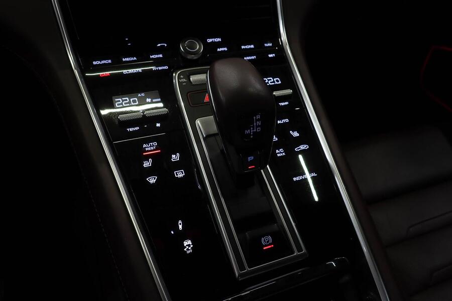 Porsche Panamera vaihtoauto