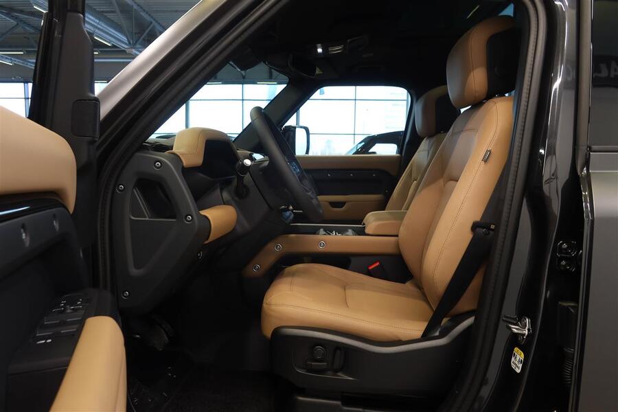 Land Rover Defender vaihtoauto