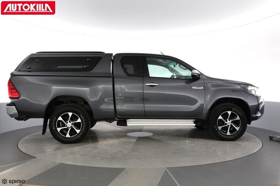 Toyota Hilux vaihtoauto