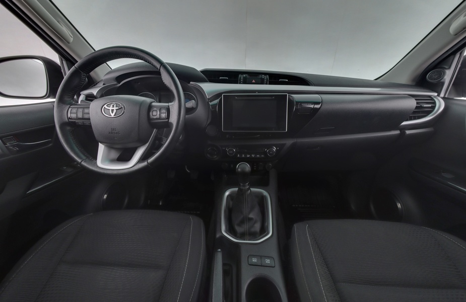 Toyota Hilux vaihtoauto