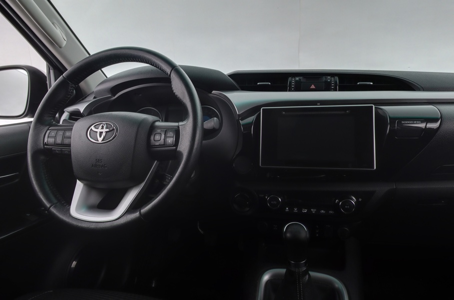 Toyota Hilux vaihtoauto