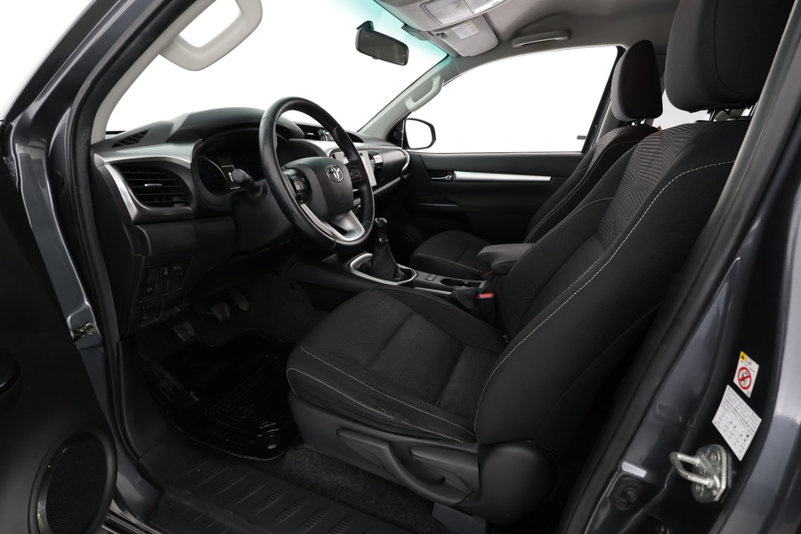 Toyota Hilux vaihtoauto