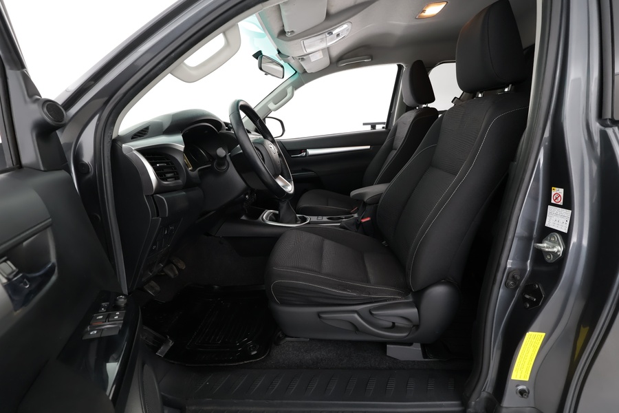 Toyota Hilux vaihtoauto