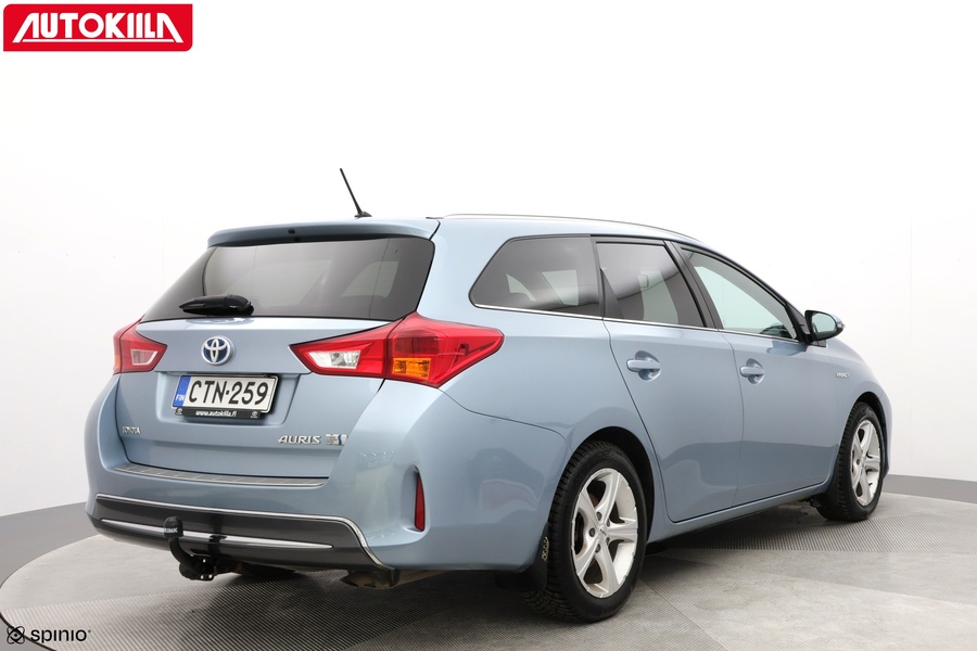 Toyota Auris vaihtoauto