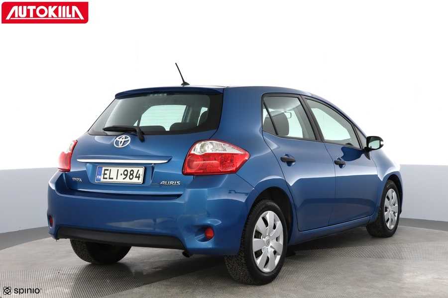 Toyota Auris vaihtoauto