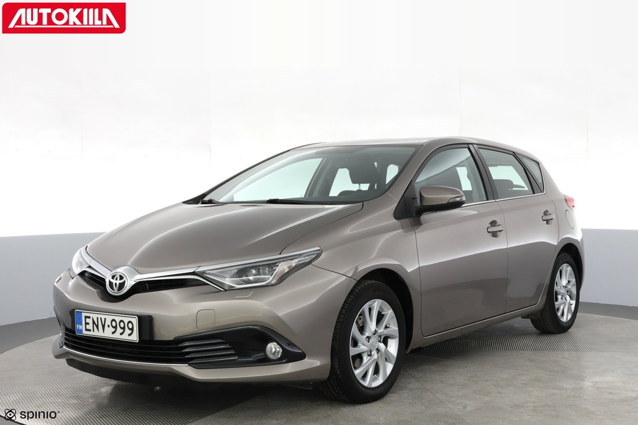 Toyota Auris vaihtoauto