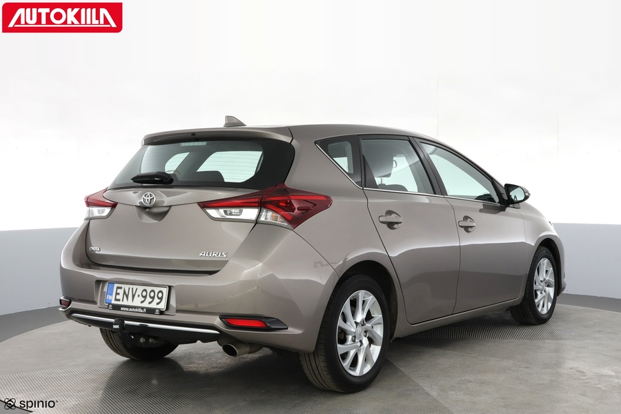 Toyota Auris vaihtoauto