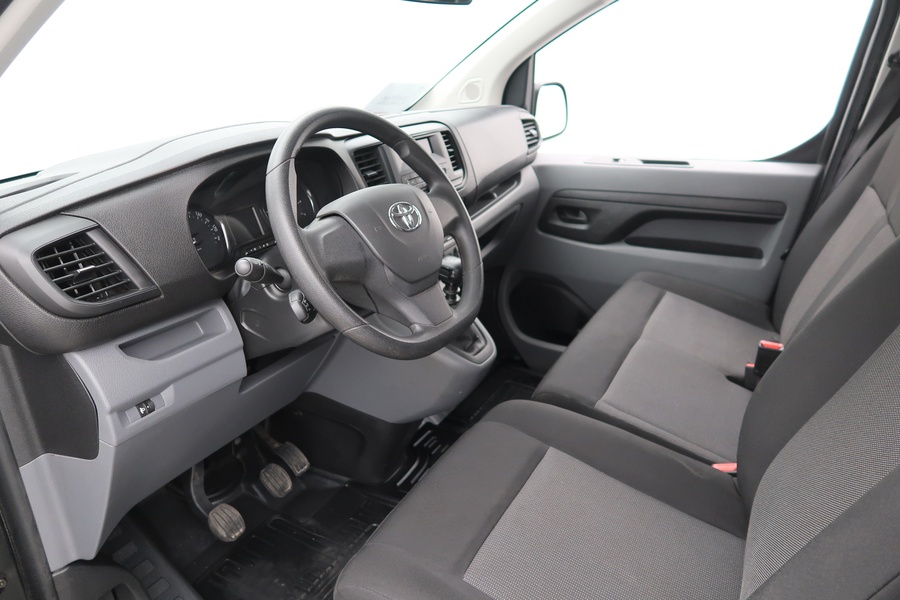 Toyota Proace Verso vaihtoauto