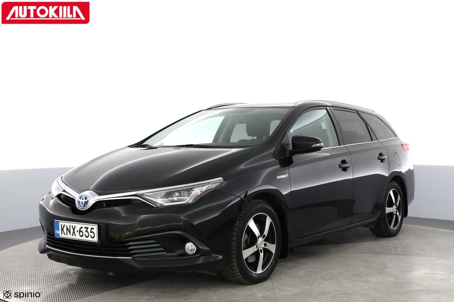 Toyota Auris vaihtoauto