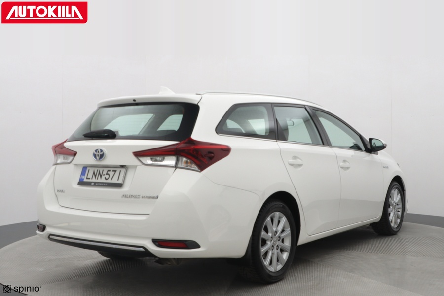 Toyota Auris vaihtoauto