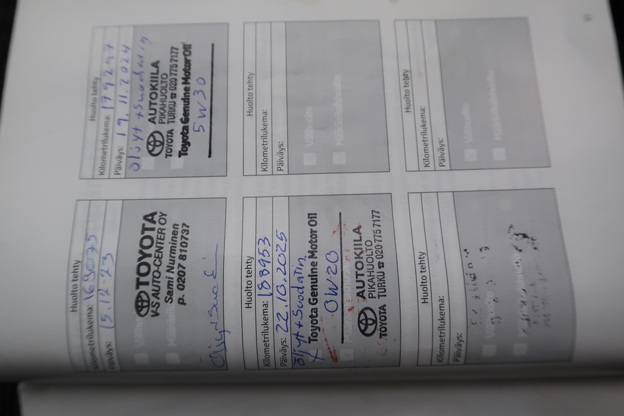 Toyota Avensis vaihtoauto