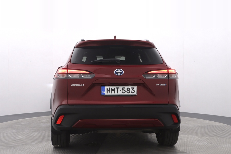 Toyota Corolla Cross vaihtoauto