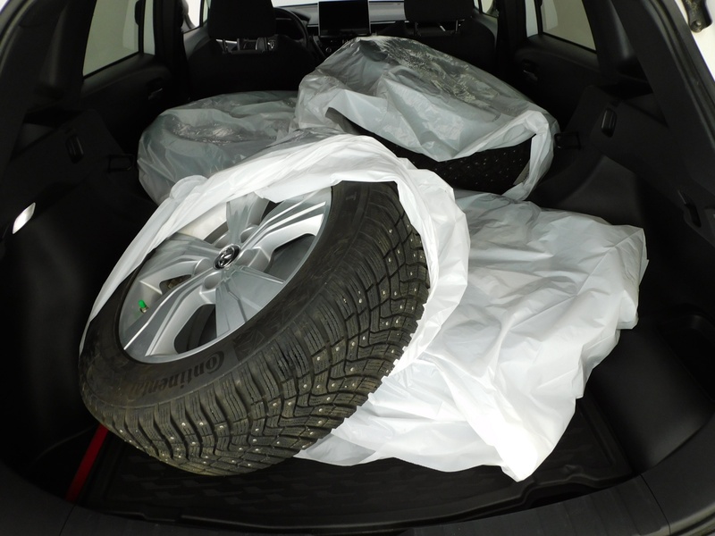 Toyota Corolla Cross vaihtoauto