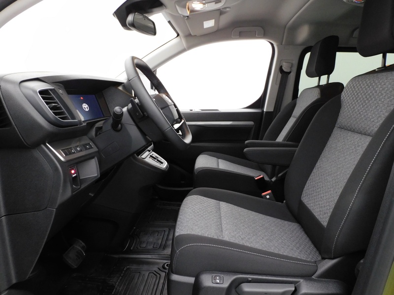 Toyota Proace Verso vaihtoauto