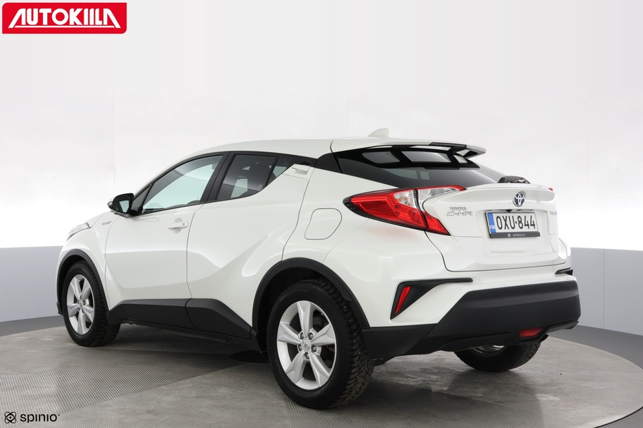 Toyota C-HR vaihtoauto