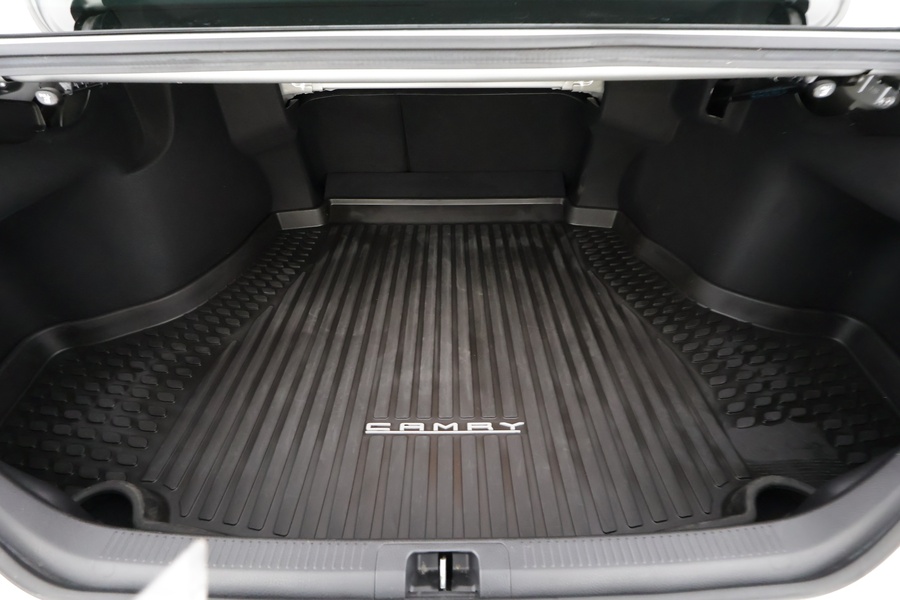 Toyota Camry vaihtoauto