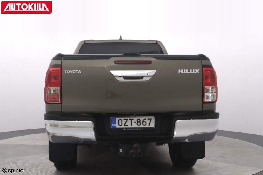 Toyota Hilux vaihtoauto