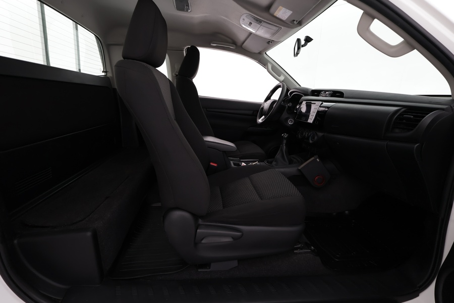 Toyota Hilux vaihtoauto