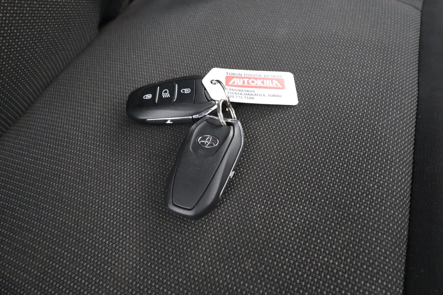 Toyota Proace Verso vaihtoauto