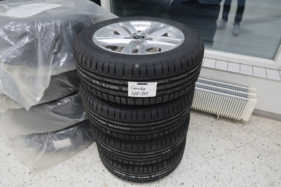 Toyota Corolla vaihtoauto