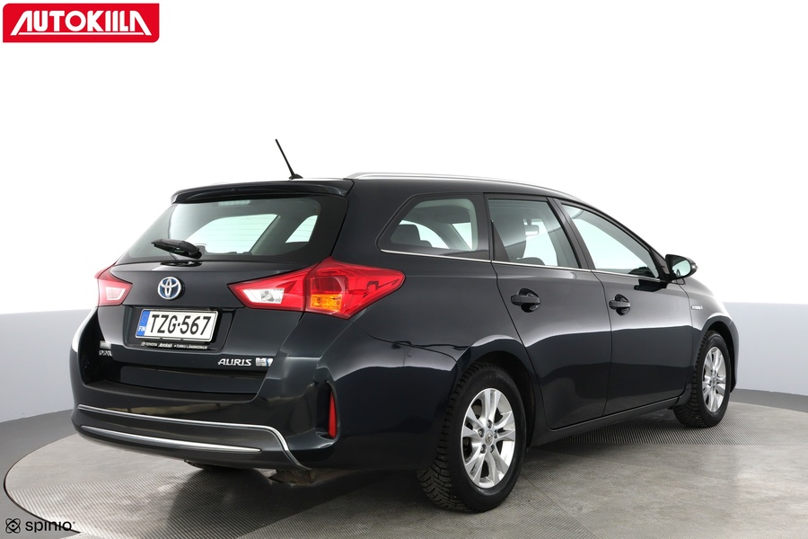 Toyota Auris vaihtoauto