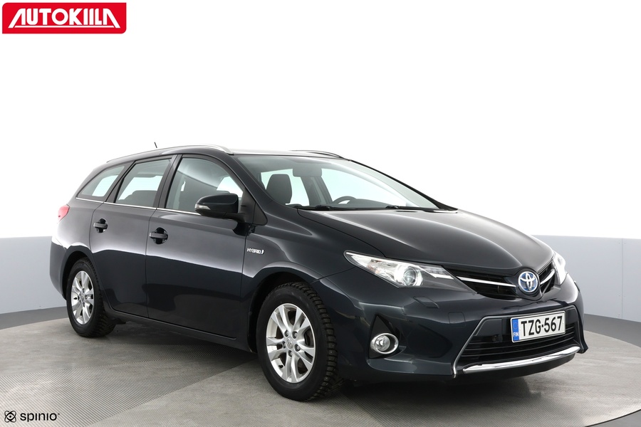 Toyota Auris vaihtoauto
