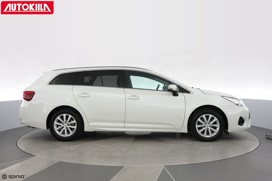 Toyota Avensis vaihtoauto